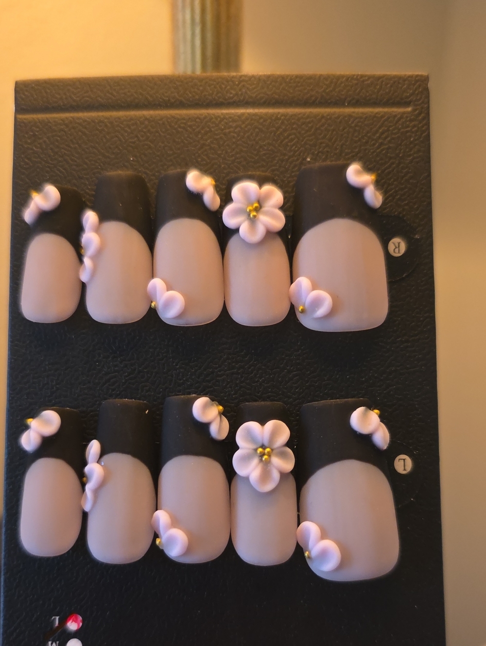 Handcrafted Black & Blush Floral Press-On Nails Size Large